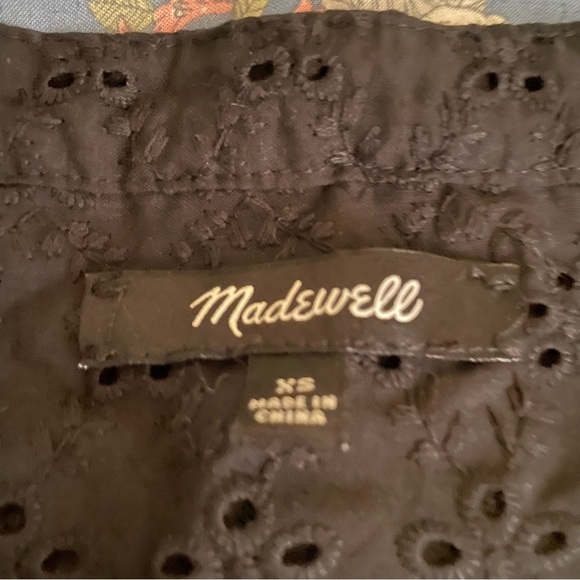 Madewell Eyelet Boxy Button-Down Shirt - XS - Picture 2 of 3